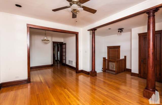 1401 West Edgewater Avenue Gallery 4