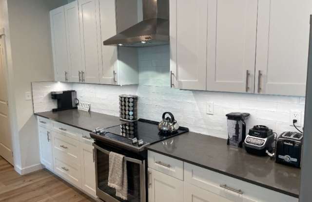 2221 Willow DriveUnit 133 Gallery 4