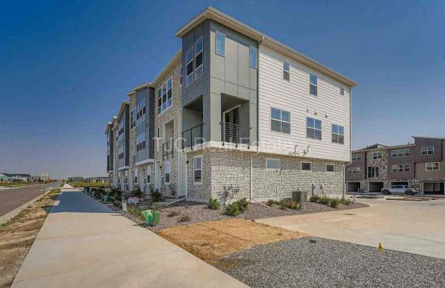 20568 E 63rd Ave photos photos