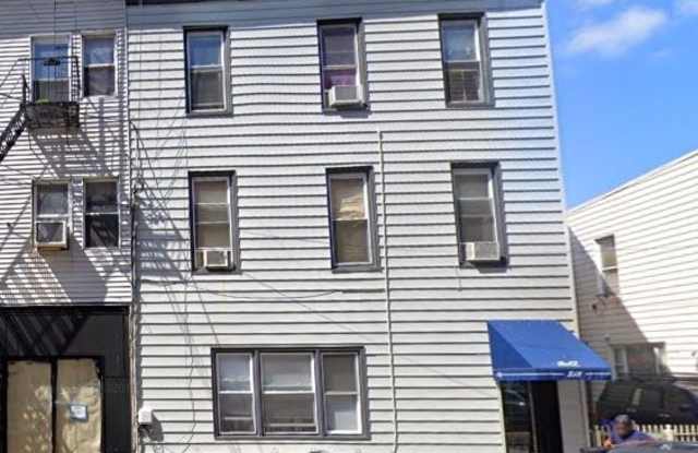 518 PATERSON PLANK RD Gallery 3