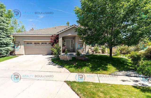 Beautiful 3 bedroom 2 bath house in Sommersett with access to Amenities-Including a clubhouse, recreation room, golf course, fitness center, pool and spas, tennis courts photos photos