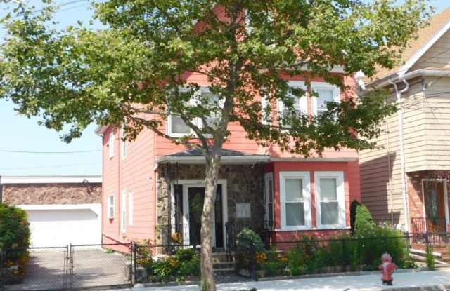 329 Washington St. photos photos