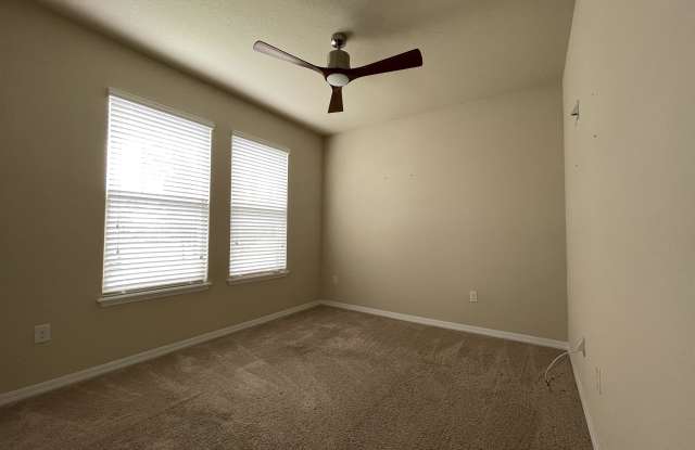 8221 Lakeview Crossing Drive Gallery 2
