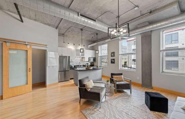 918 3rd St N Gallery 2