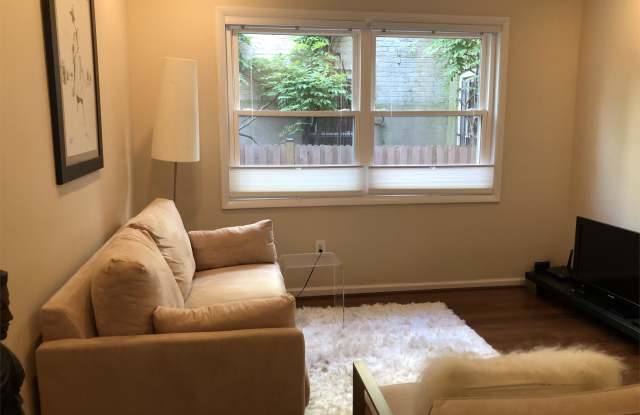 469 Ridge Street Northwest - 1, # 1 Gallery 2