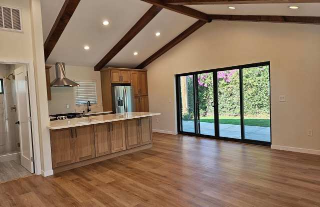 2 Bedrooms, 1 Baths New Home in Great Whittier Neighborhood. - 10951 Washington Boulevard, West Whittier-Los Nietos, CA 90606