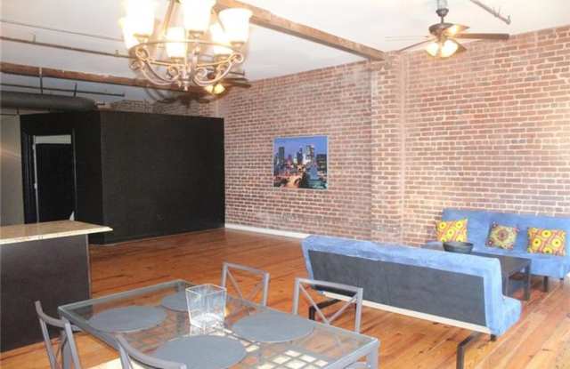 150 Walker Street Gallery 4