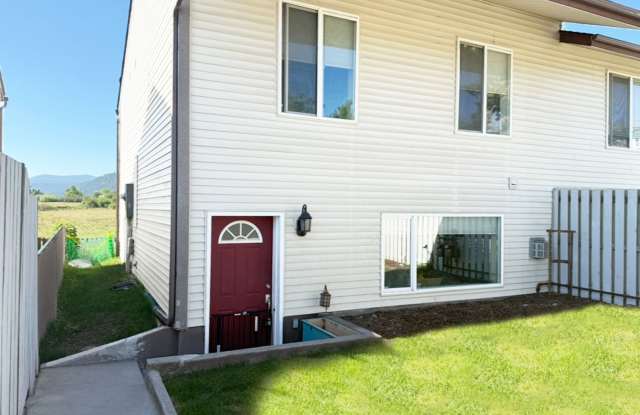 3 Bed, 2.5 Bath Kalispell Townhome photos photos