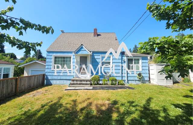 Vintage Charm in a Prime Bremerton Location! photos photos