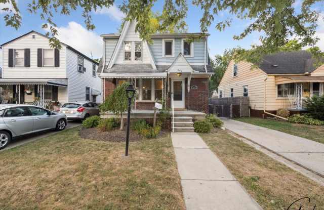 3 bedroom - 2 bath - Lincoln Park- $1350 photos photos
