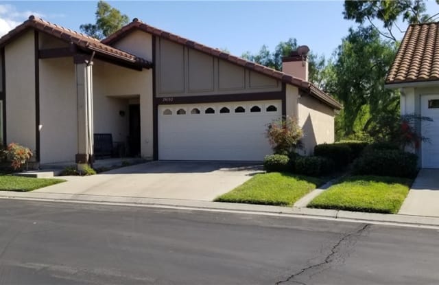 28102 Espinoza - 28102 Espinoza, Mission Viejo, CA 92692