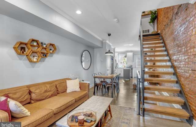 2531 COLLINS Street photos photos