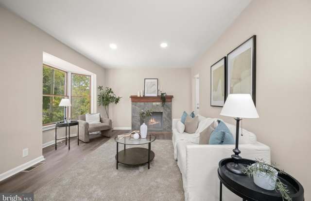 10128 HEREFORD PL Gallery 2