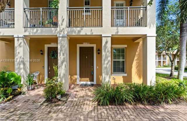 1129 SW 147th Ter th 1129, Pembroke Pines, FL 33027 Gallery 3