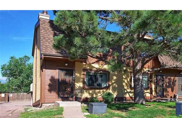 Two Bedroom/1.5 Bath Townhouse photos photos