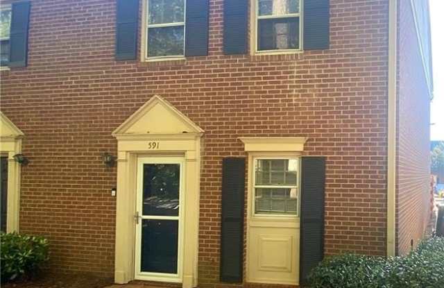 591 Wedgewood Drive Gallery 1