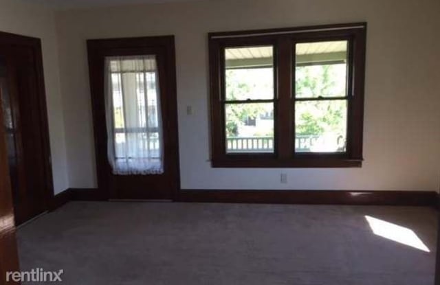 157 Harvard Ave - 157 Harvard Ave, Elyria, OH 44035