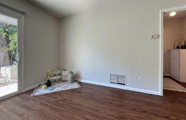 The Gordy Apartments Gallery 2