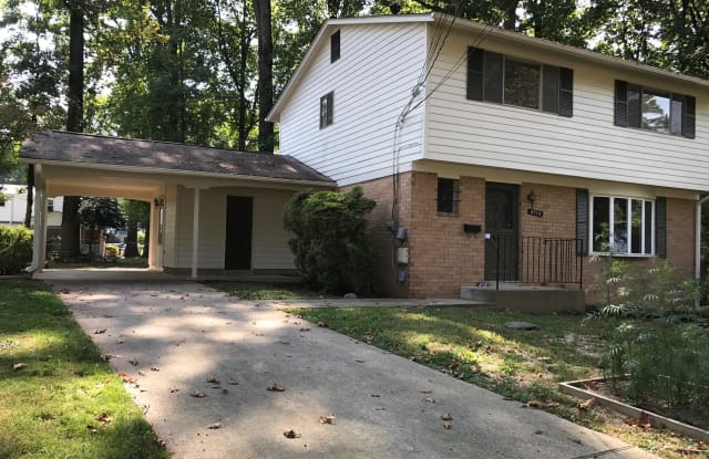 8719 PICCADILLY PLACE - 8719 Piccadilly Place, Kings Park, VA 22151