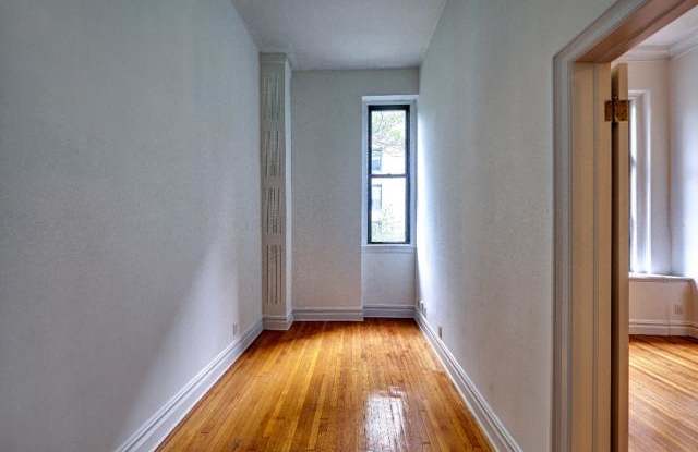 465 West 57th Street Gallery 4