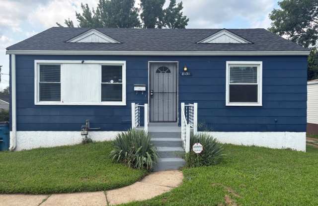 Charming & Updated 2-Bedroom Home w/Basement photos photos