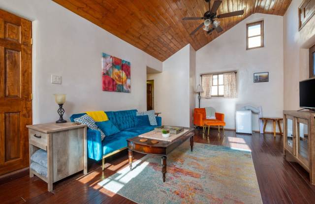 Long Term Vacation Rental Available Now photos photos