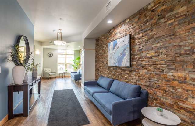 Overture Central Park - Senior Housing Gallery 2