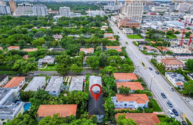 411 Santander Ave photos photos