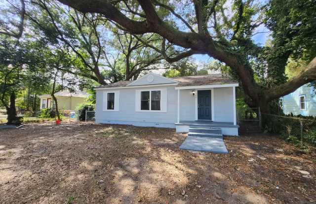 105 Ruberia Ave Pensacola, 32507 | MOVE-IN SPECIAL: HALF OFF YOUR FIRST FULL MONTH’S RENT Gallery 4
