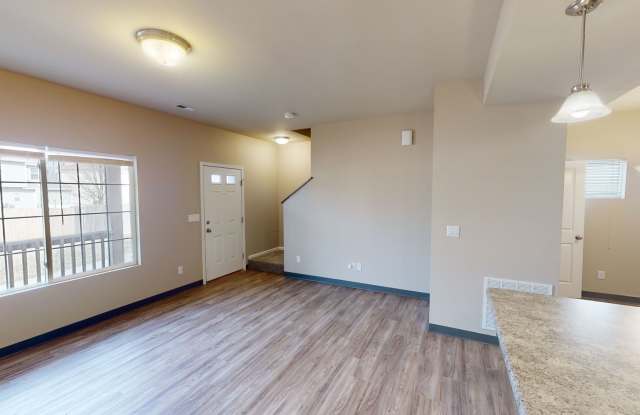 3 Bedroom Townhome in Ankeny Available NOW! Gallery 1