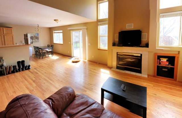 10449 Holly Hock Court Gallery 2
