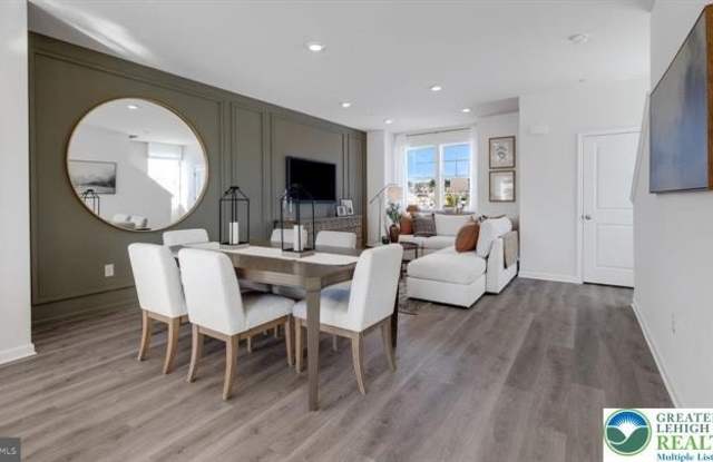 3079 Martha Way Gallery 2