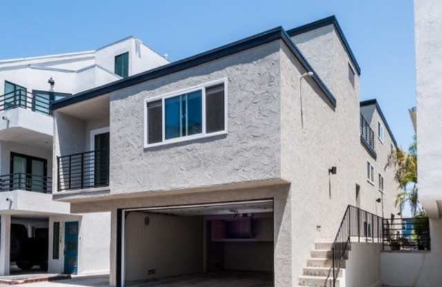 1127 Loma Drive - 1127 Loma Dr, Hermosa Beach, CA 90254