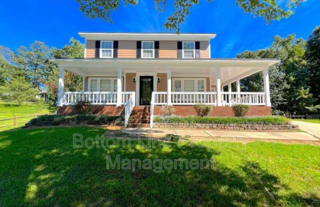1543 Newfound Hollow Dr photos photos