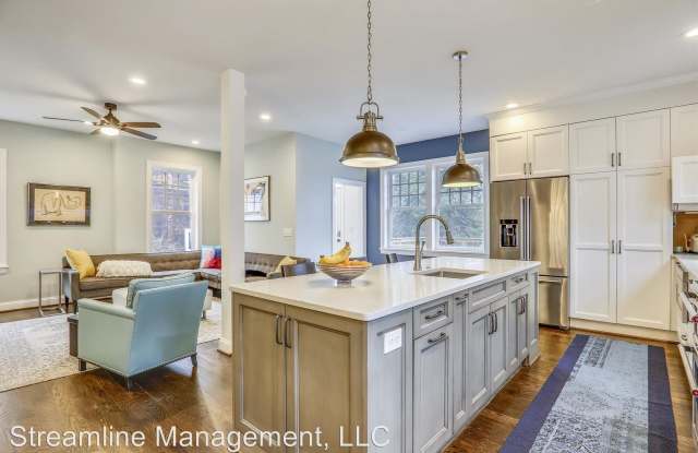 6805 5th St NW Gallery 2