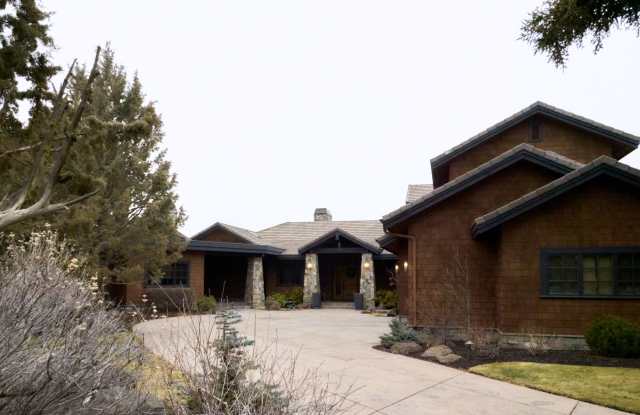 22884 Moss Rock Drive photos photos
