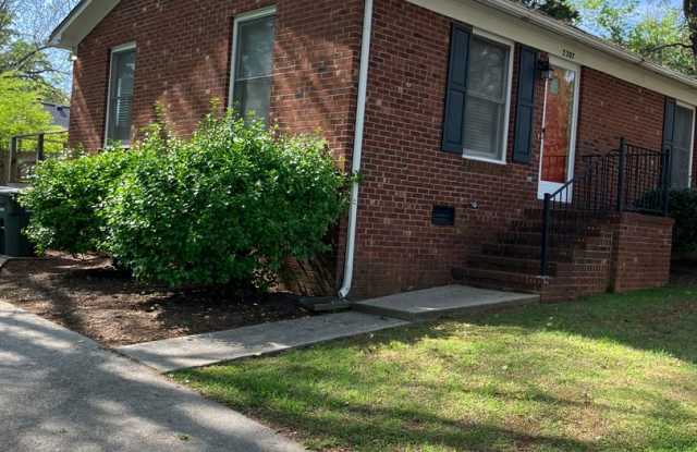 2 bedroom on Cornwallis/Kirkwood photos photos