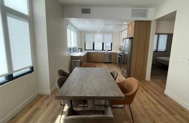 501 N Santa Anita Avenue Gallery 4