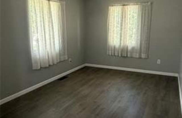 6729 Norton Drive Gallery 3