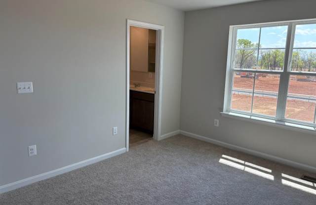 398 SEEBACK DRIVE Gallery 3