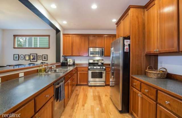 17124 Parkside Way SE Gallery 2
