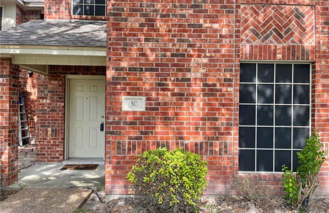 4022 Wood River Drive unit: 5C photos photos