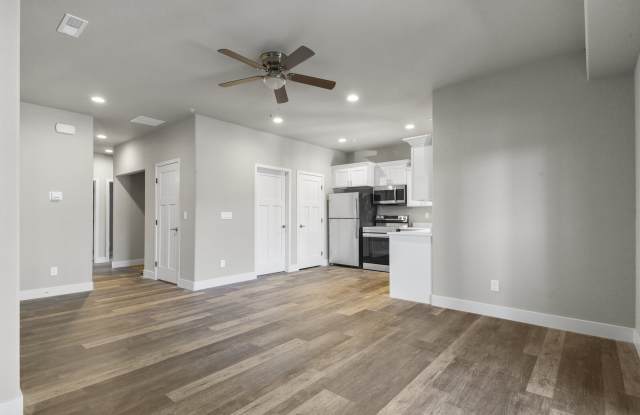 5310 North Union Boulevard - 201 photos photos