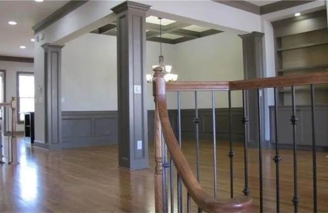 6556 Bennington Bluff Court Gallery 4