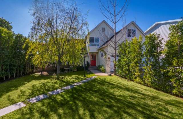 135 S Westgate Gallery 2