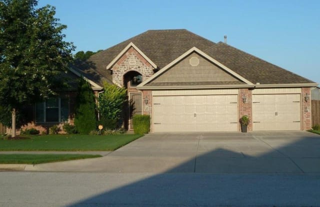 6204 S 58th St - 6204 South 58th Street, Rogers, AR 72758