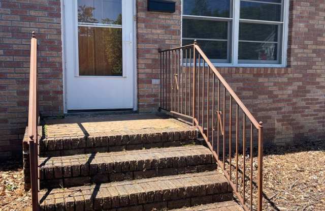 Charming Home in the Heart of the Congaree River District – Prime Location! - 302 photos photos