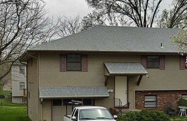 9119 West 78th Street - 9119 West 78th Street, Overland Park, KS 66204