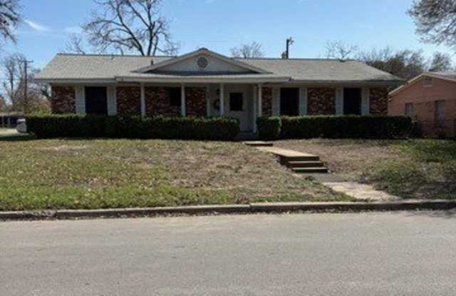 202 Northill - 202 Northill Drive, San Antonio, TX 78201 202 Northill - 202 Northill Drive, San Antonio, TX 78201