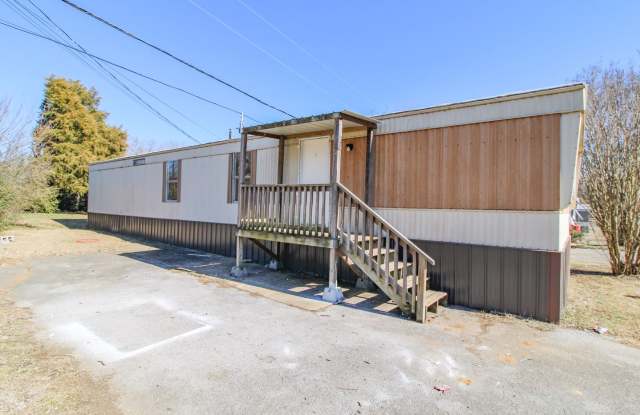 NO DEPOSIT REQUIRED @ $920/month! Gallery 1